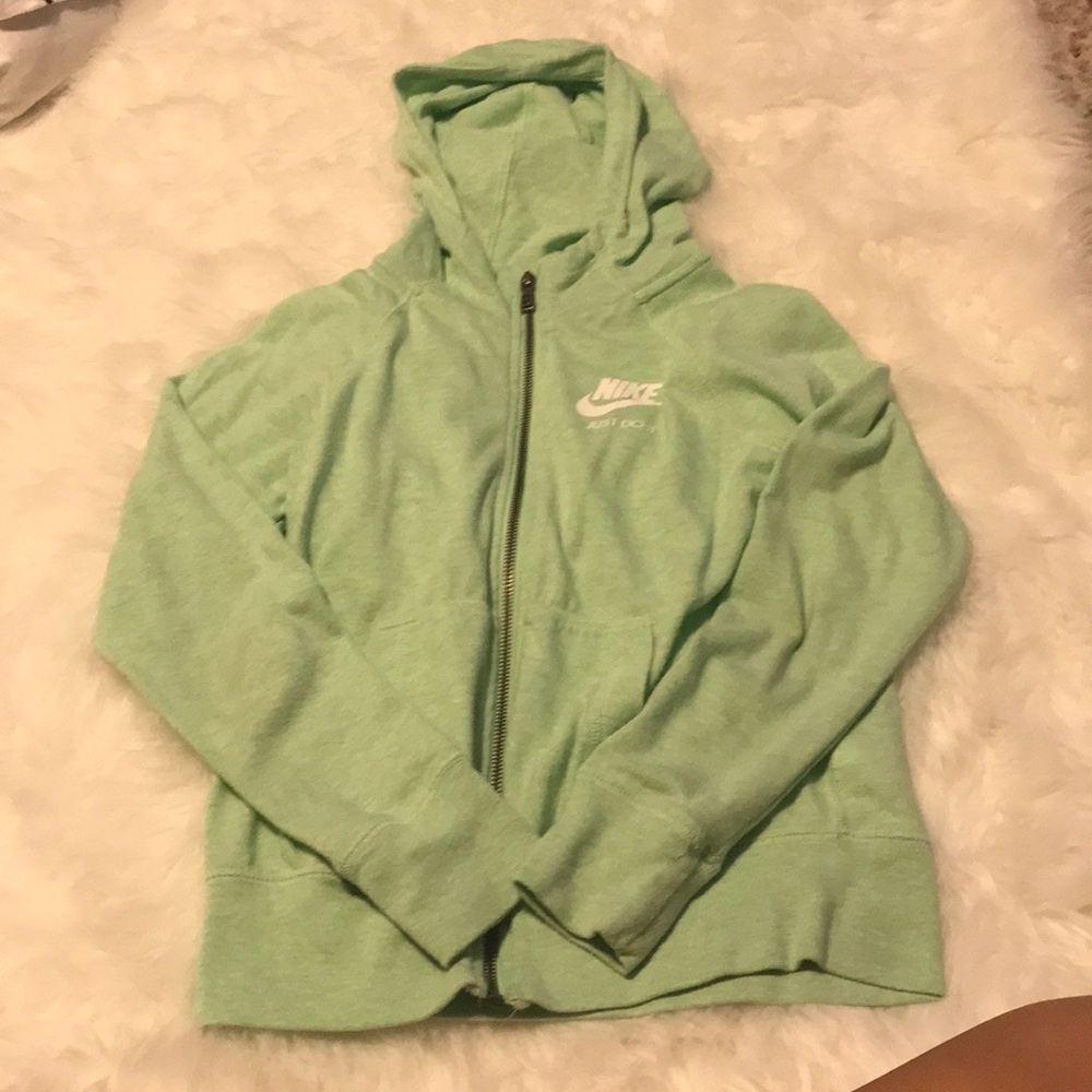 Nike light weight jacket